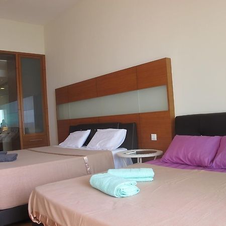 Luxury Suites @ Straits Quay 丹绒武雅 外观 照片