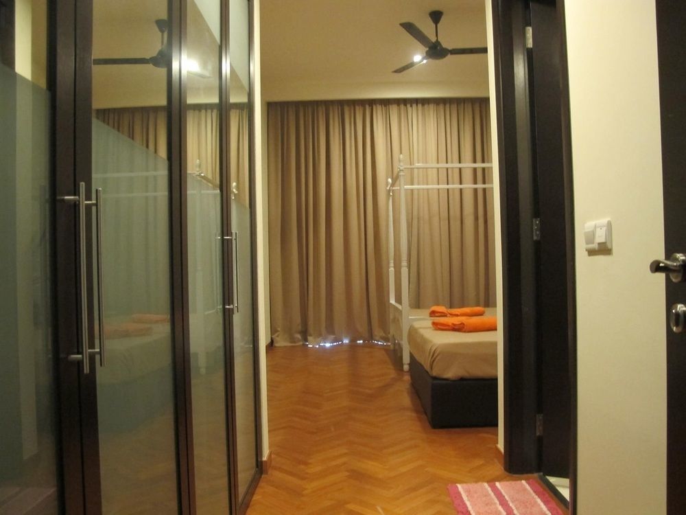 Luxury Suites @ Straits Quay 丹绒武雅 外观 照片