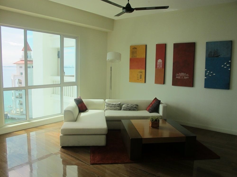 Luxury Suites @ Straits Quay 丹绒武雅 外观 照片