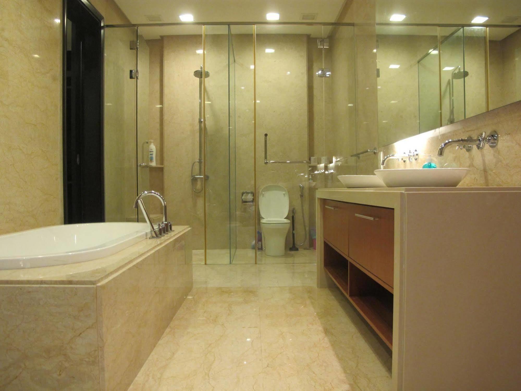 Luxury Suites @ Straits Quay 丹绒武雅 外观 照片